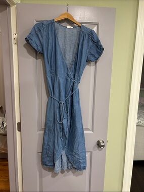 GAP Denim-Style Light Blue Wrap Dress with Tie Waist